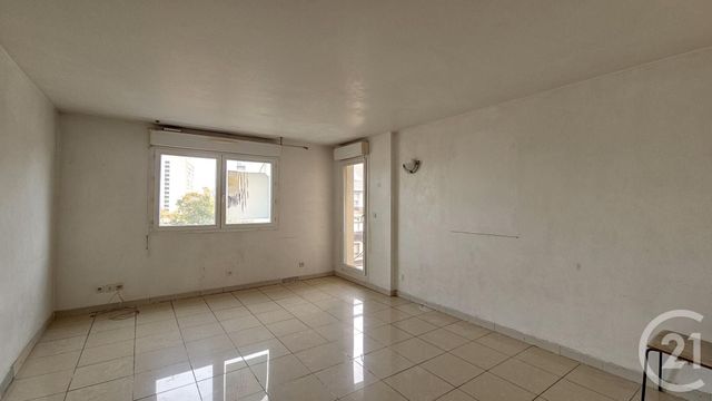 Appartement F3 à vendre - 3 pièces - 77.73 m2 - LE BLANC MESNIL - 93 - ILE-DE-FRANCE - Century 21 Pierrimo
