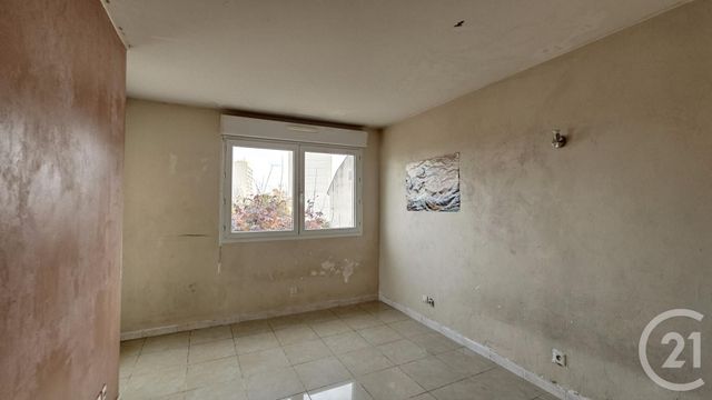 Appartement F3 à vendre - 3 pièces - 77.73 m2 - LE BLANC MESNIL - 93 - ILE-DE-FRANCE - Century 21 Pierrimo