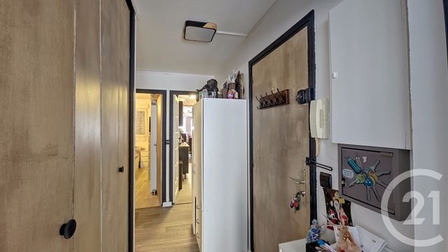 Appartement F4 à vendre - 4 pièces - 77.17 m2 - DRANCY - 93 - ILE-DE-FRANCE - Century 21 Pierrimo