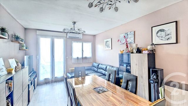 Appartement F4 à vendre - 4 pièces - 77.17 m2 - DRANCY - 93 - ILE-DE-FRANCE - Century 21 Pierrimo