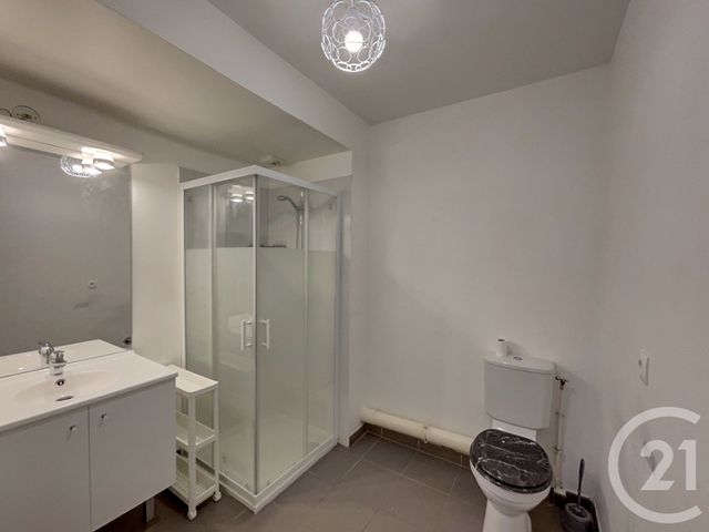 Appartement F2 à vendre - 2 pièces - 41.2 m2 - DRANCY - 93 - ILE-DE-FRANCE - Century 21 Pierrimo