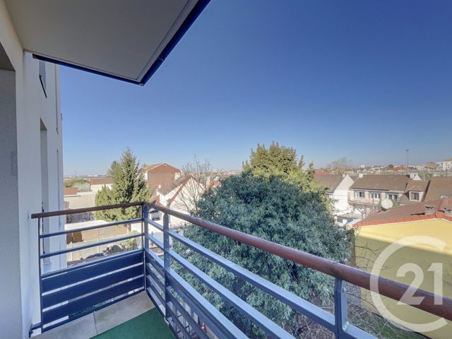 Appartement F2 à vendre - 2 pièces - 41.2 m2 - DRANCY - 93 - ILE-DE-FRANCE - Century 21 Pierrimo