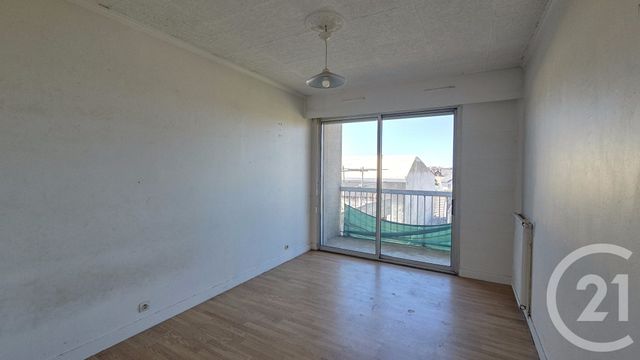 Appartement F2 à vendre - 2 pièces - 56.97 m2 - DRANCY - 93 - ILE-DE-FRANCE - Century 21 Pierrimo