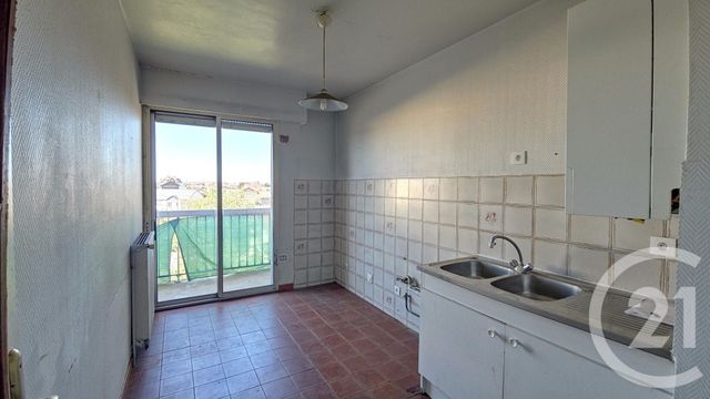 Appartement F2 à vendre - 2 pièces - 56.97 m2 - DRANCY - 93 - ILE-DE-FRANCE - Century 21 Pierrimo
