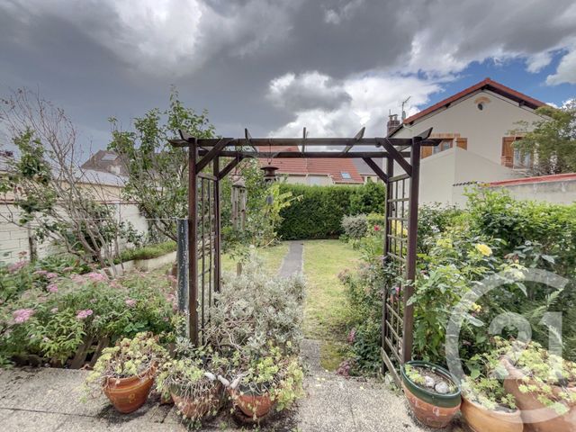 maison à vendre - 5 pièces - 86.6 m2 - DRANCY - 93 - ILE-DE-FRANCE - Century 21 Pierrimo