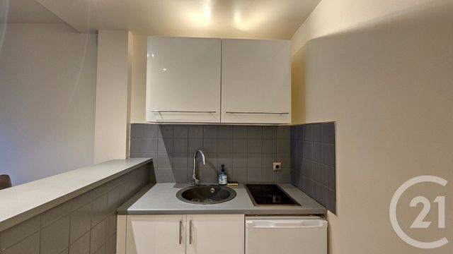 Appartement Studio à vendre - 1 pièce - 22.47 m2 - LE BOURGET - 93 - ILE-DE-FRANCE - Century 21 Pierrimo