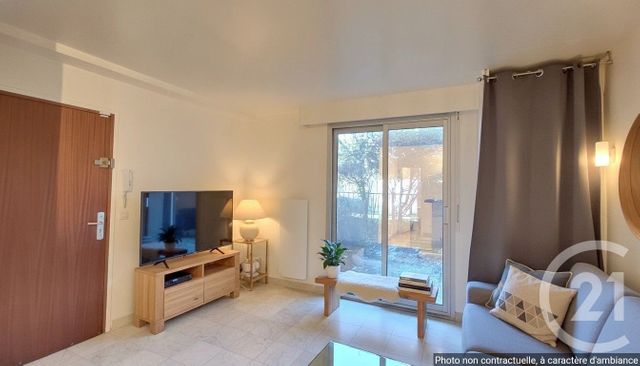 Appartement Studio à vendre - 1 pièce - 22.47 m2 - LE BOURGET - 93 - ILE-DE-FRANCE - Century 21 Pierrimo