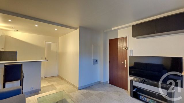 Appartement Studio à vendre - 1 pièce - 22.47 m2 - LE BOURGET - 93 - ILE-DE-FRANCE - Century 21 Pierrimo