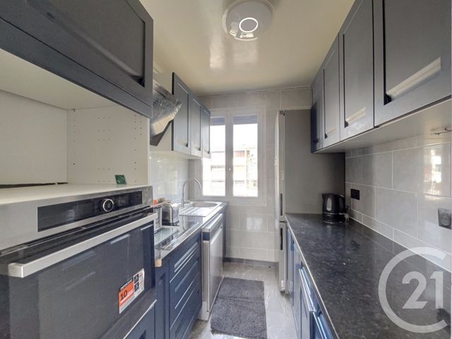 Appartement F4 à vendre - 4 pièces - 62.39 m2 - LE BLANC MESNIL - 93 - ILE-DE-FRANCE - Century 21 Pierrimo
