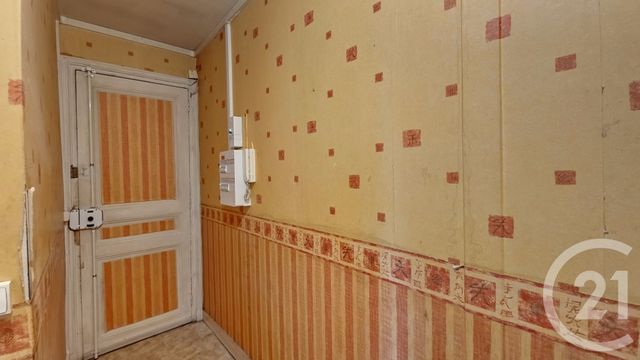 Appartement F2 à vendre - 2 pièces - 44.12 m2 - LE BOURGET - 93 - ILE-DE-FRANCE - Century 21 Pierrimo