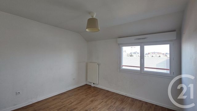 Appartement F4 à vendre - 4 pièces - 72.25 m2 - LE BLANC MESNIL - 93 - ILE-DE-FRANCE - Century 21 Pierrimo