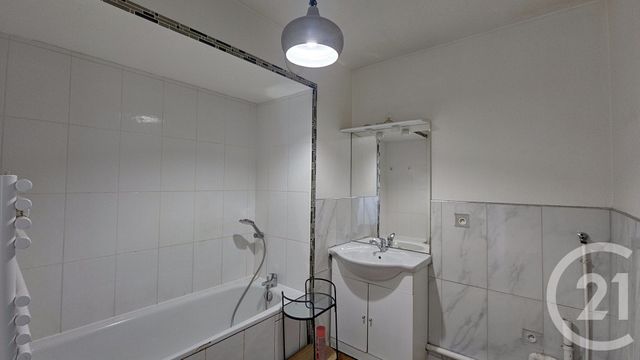 Appartement F4 à vendre - 4 pièces - 72.25 m2 - LE BLANC MESNIL - 93 - ILE-DE-FRANCE - Century 21 Pierrimo