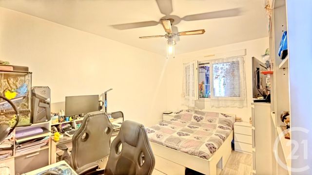 Appartement F4 à vendre - 4 pièces - 77.17 m2 - DRANCY - 93 - ILE-DE-FRANCE - Century 21 Pierrimo