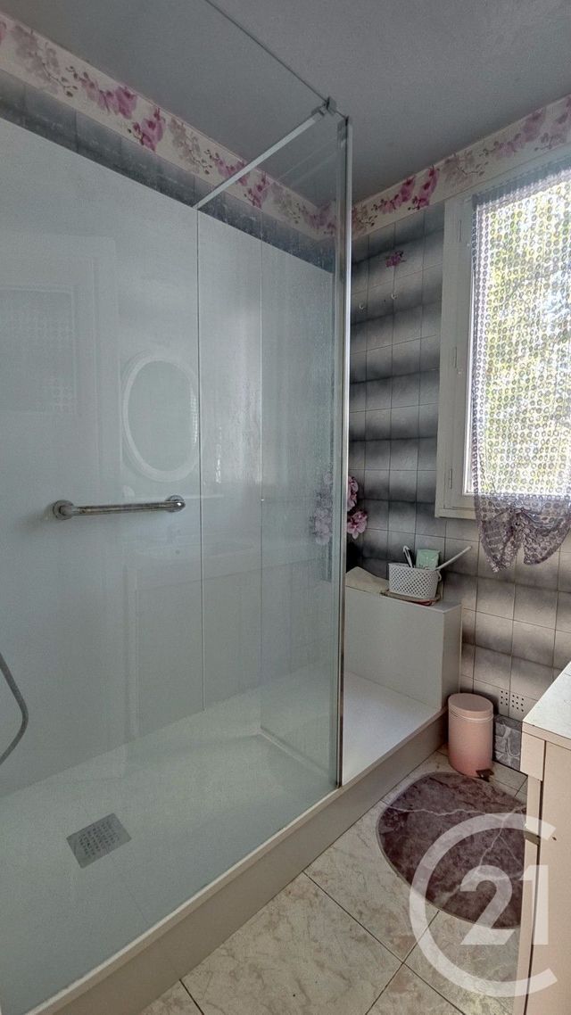 Appartement F3 à vendre - 3 pièces - 55.27 m2 - LE BLANC MESNIL - 93 - ILE-DE-FRANCE - Century 21 Pierrimo